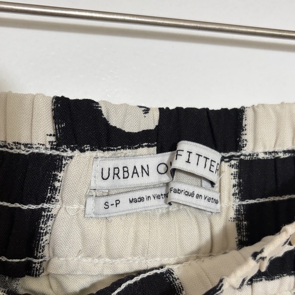 Urban Outfitters Black and Cream Checkered Pants Small - Picture 2 of 7